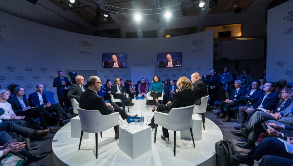 corporate event management company in Noida managing a professional business conference